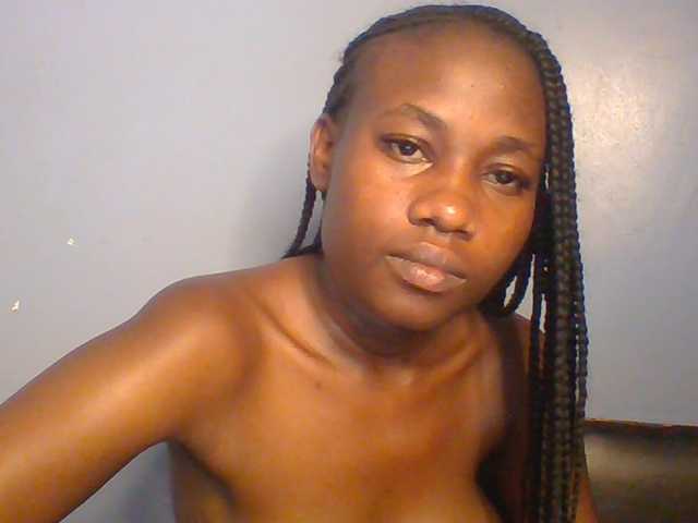 Cute-dall live cam on BongaCams