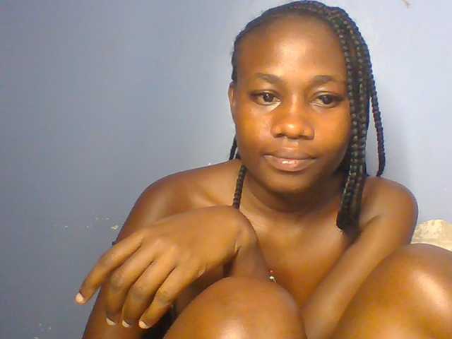 Cute-dall live cam on BongaCams