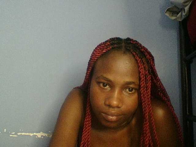 Cute-dall live cam on BongaCams