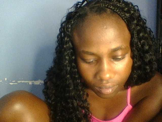 Cute-dall live cam on BongaCams