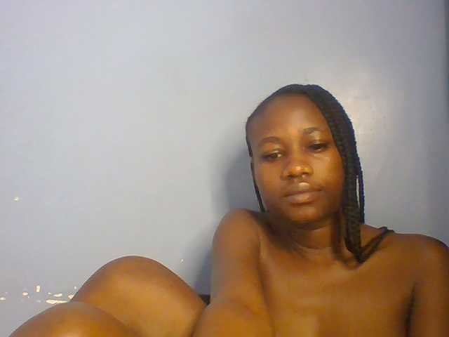 Cute-dall live cam on BongaCams