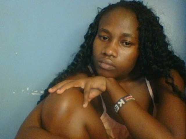 Cute-dall — live female cam