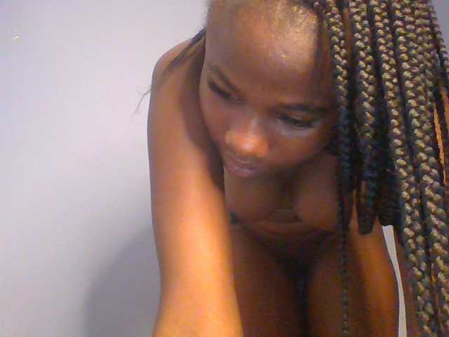 Cute-dall live cam preview