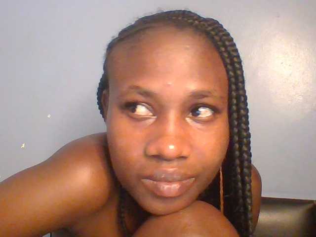 Cute-dall live cam on BongaCams
