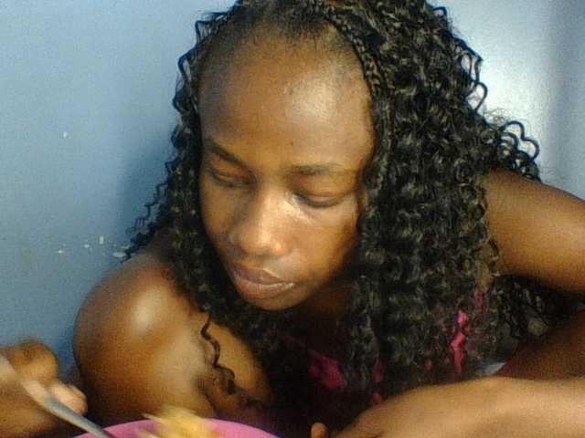 Cute-dall live cam on BongaCams
