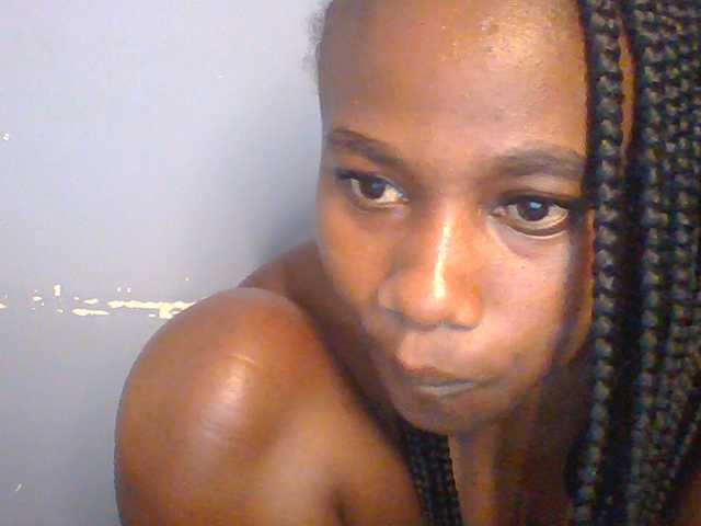 Cute-dall live cam preview