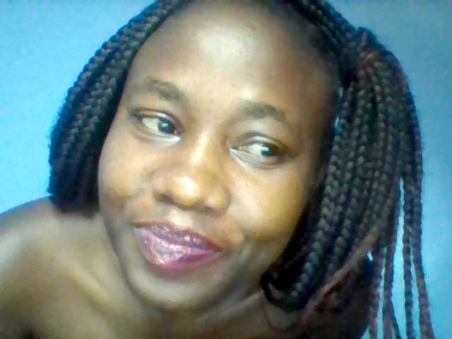 Cute-dall live cam on BongaCams