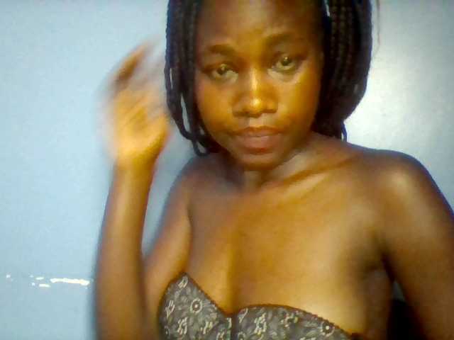 Cute-dall live cam on BongaCams
