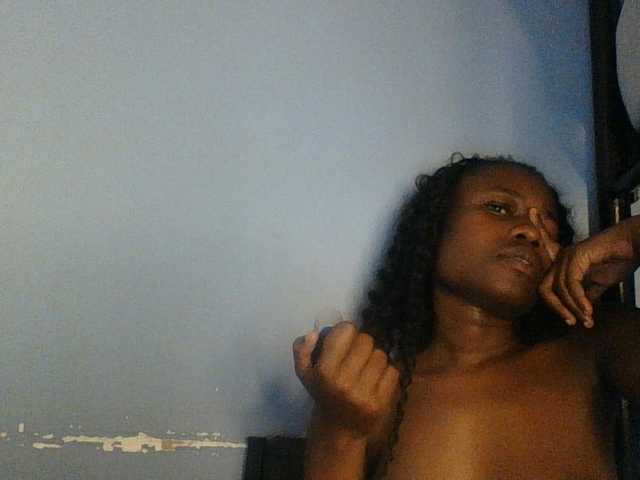 Cute-dall live cam on BongaCams