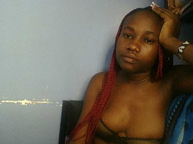 Cute-dall live cam on BongaCams