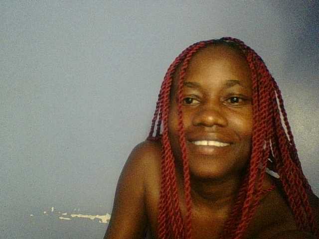 Cute-dall live cam on BongaCams