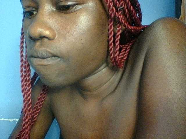 Cute-dall live cam on BongaCams