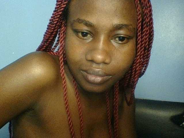 Cute-dall live cam on BongaCams