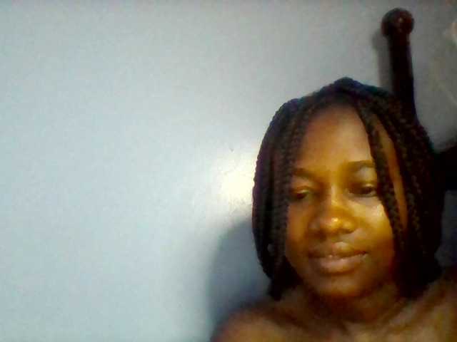 Cute-dall live cam on BongaCams