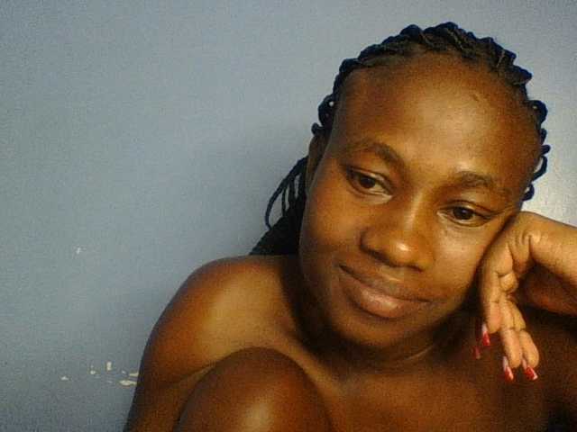 Cute-dall live cam on BongaCams