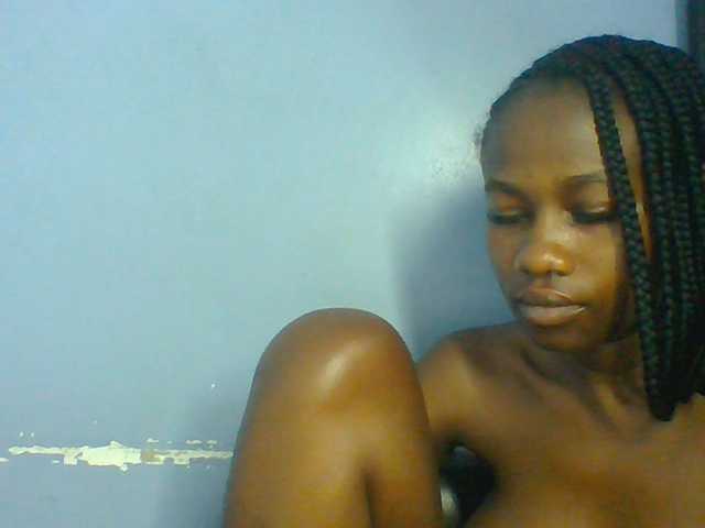 Cute-dall live cam on BongaCams