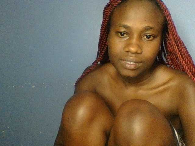 Cute-dall live cam on BongaCams