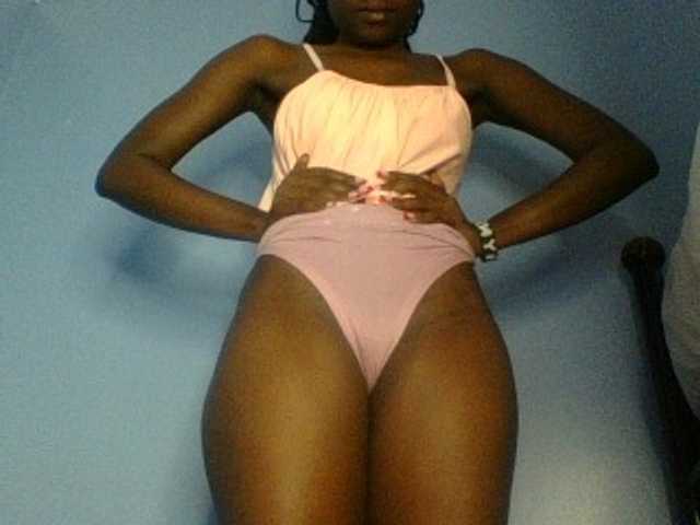 Cute-dall live cam on BongaCams
