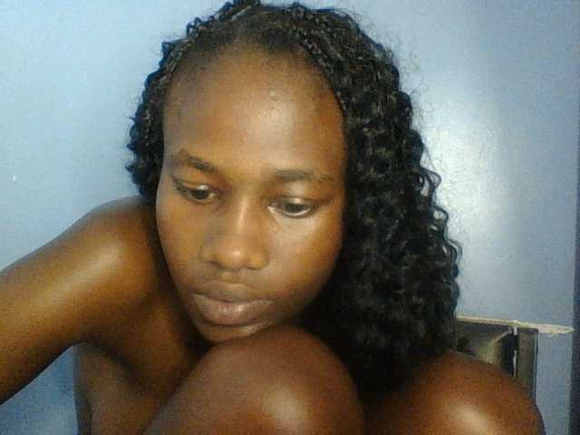 Cute-dall live cam on BongaCams