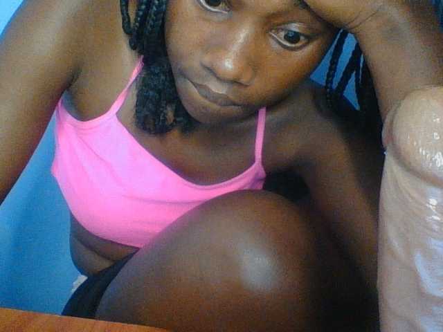 Cute-dall live cam on BongaCams