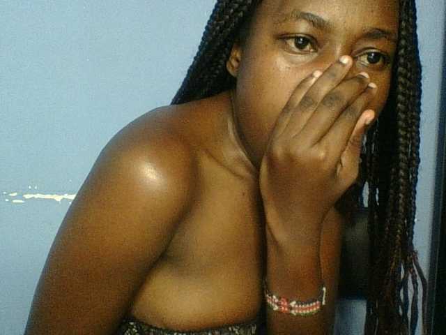 Cute-dall live cam on BongaCams