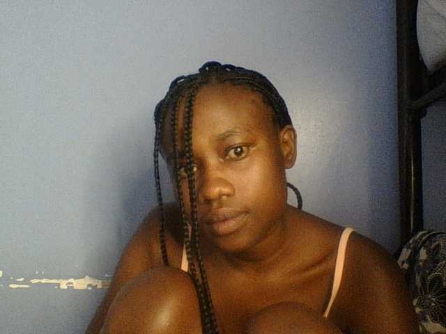 Cute-dall live cam on BongaCams