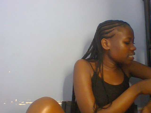 Cute-dall live cam on BongaCams