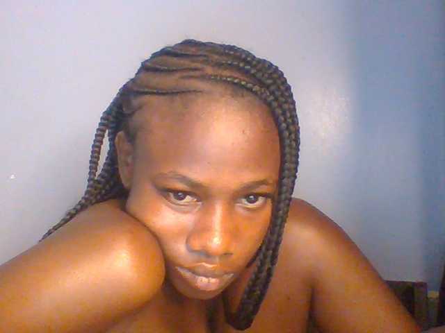 Cute-dall live cam on BongaCams