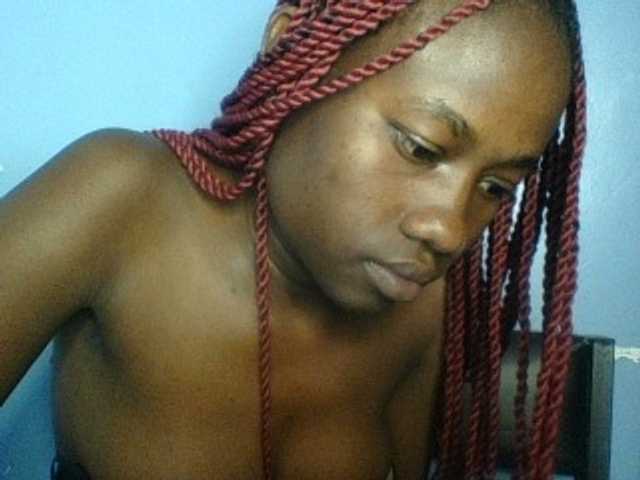 Cute-dall live cam on BongaCams