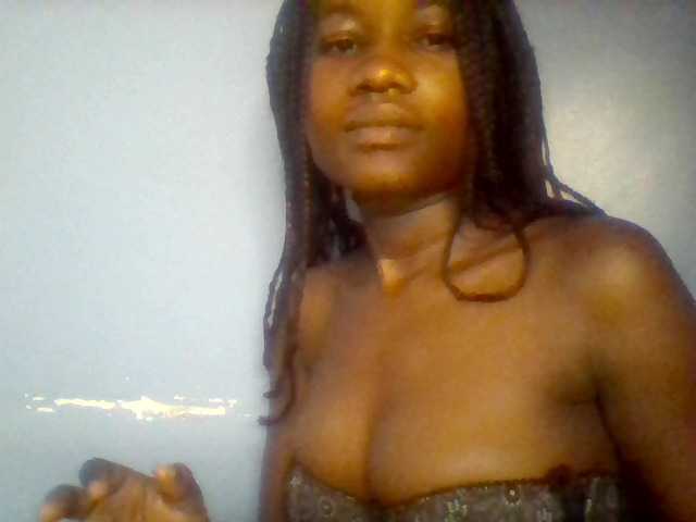 Cute-dall live cam on BongaCams