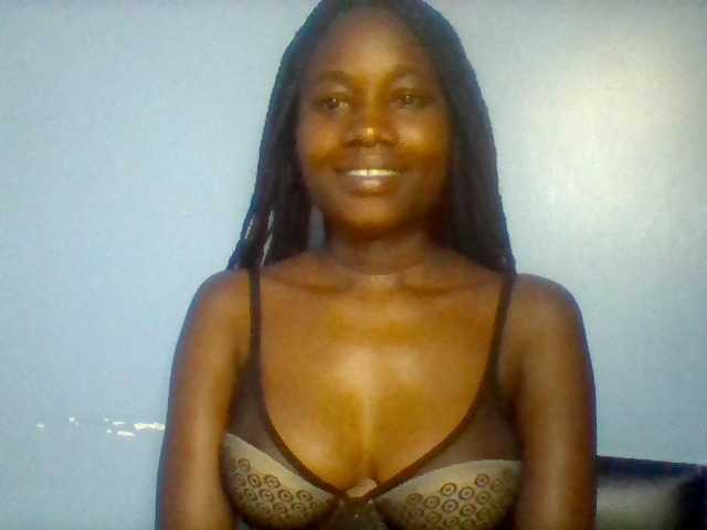 Cute-dall live cam on BongaCams