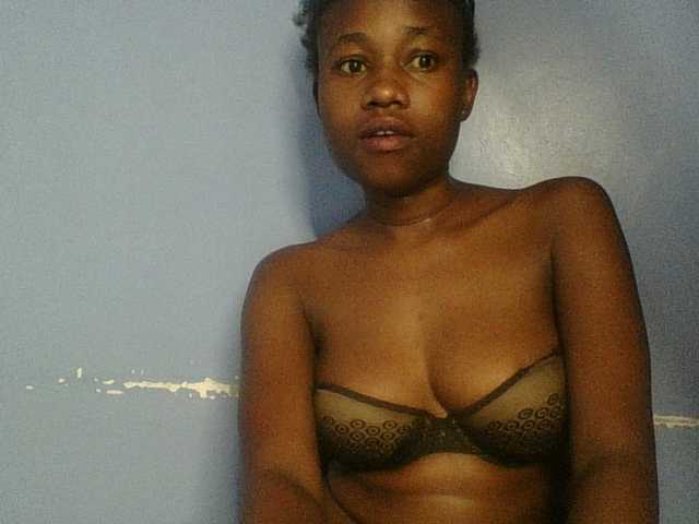 Cute-dall live cam on UnifiedCams