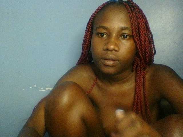 Cute-dall live cam on BongaCams