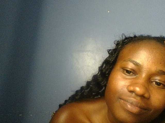 Cute-dall live cam on BongaCams