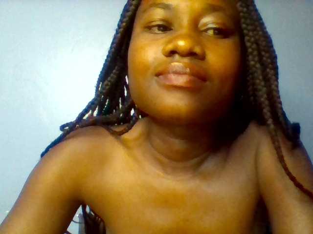 Cute-dall live cam on BongaCams