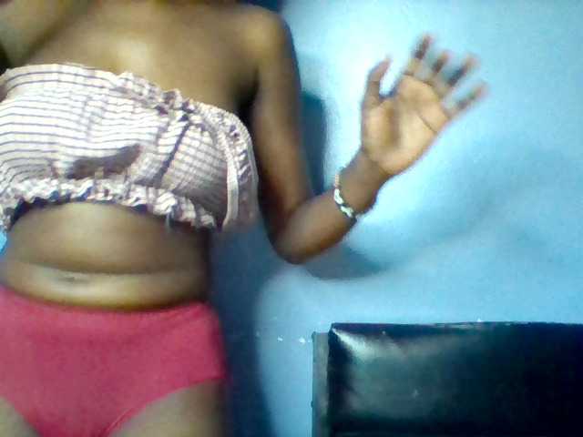Cute-dall live cam on BongaCams