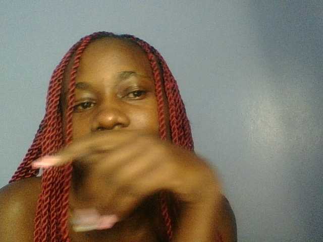 Cute-dall live cam on BongaCams