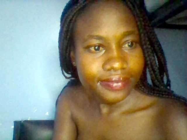 Cute-dall live cam on BongaCams