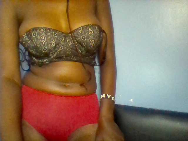 Cute-dall live cam on BongaCams