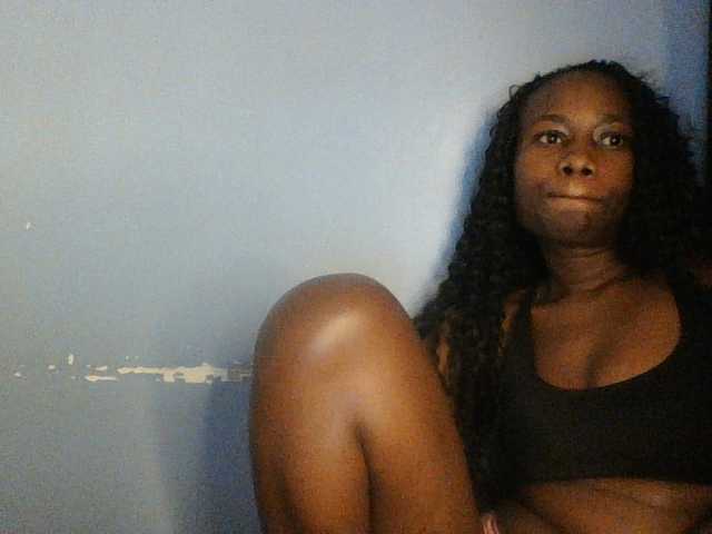 Cute-dall live cam on BongaCams