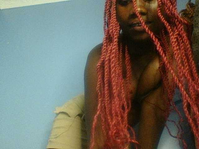 Cute-dall live cam on BongaCams