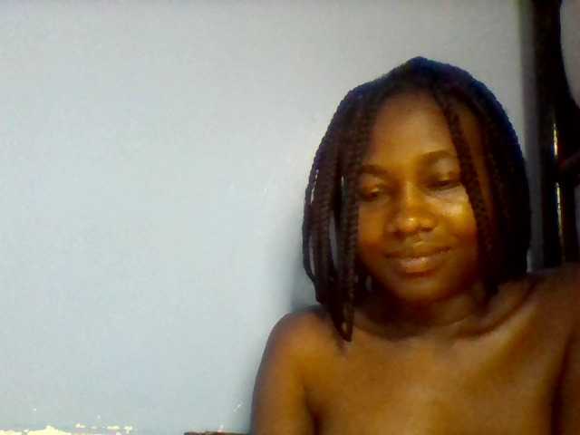 Cute-dall live cam on BongaCams