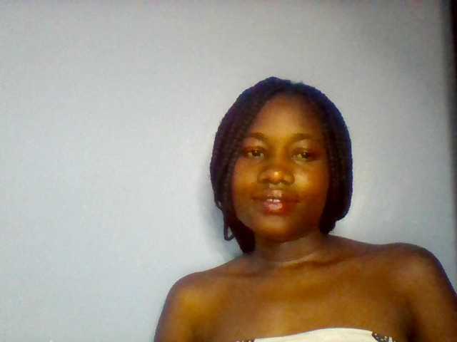 Cute-dall live cam on BongaCams