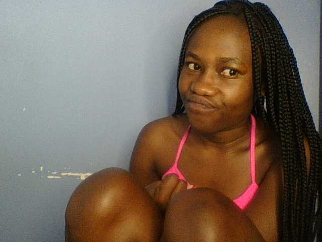Cute-dall live cam on BongaCams
