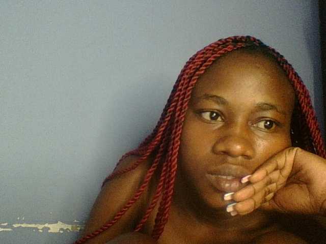 Cute-dall live cam on BongaCams