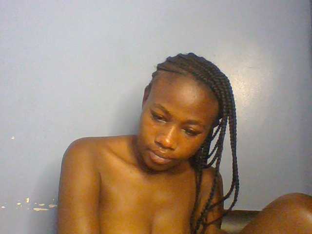 Cute-dall live cam on BongaCams
