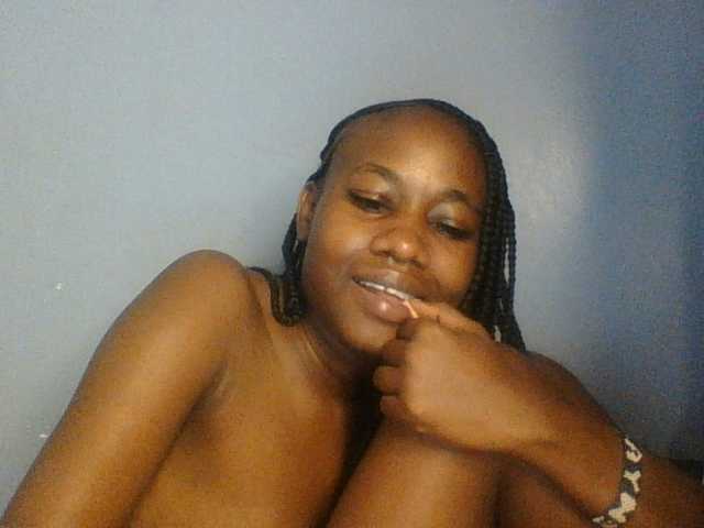 Cute-dall live cam on BongaCams