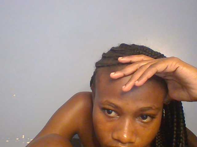 Cute-dall live cam on BongaCams