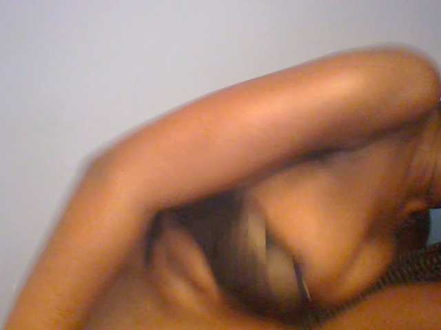Cute-dall live cam on BongaCams