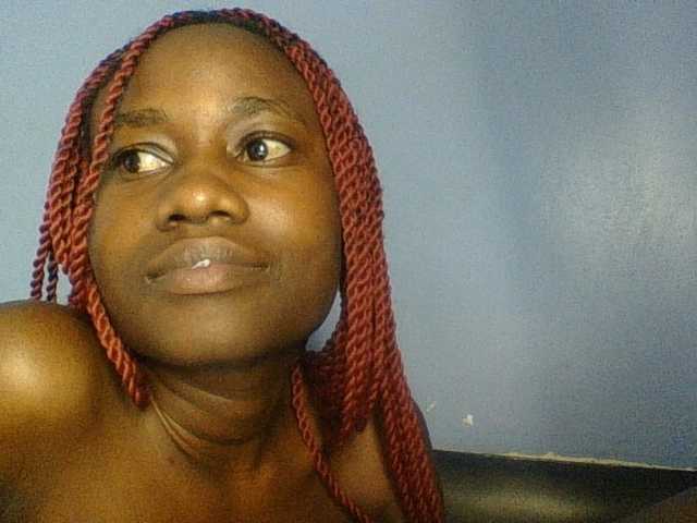 Cute-dall live cam on BongaCams